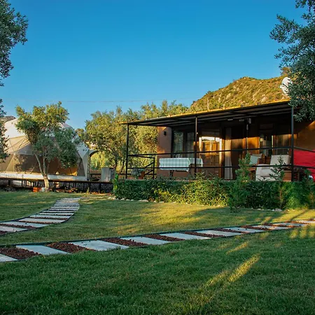 Soeguet Tinyhouse & Glamping *