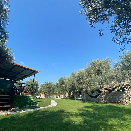 아파트 Soeguet Tinyhouse & Glamping *